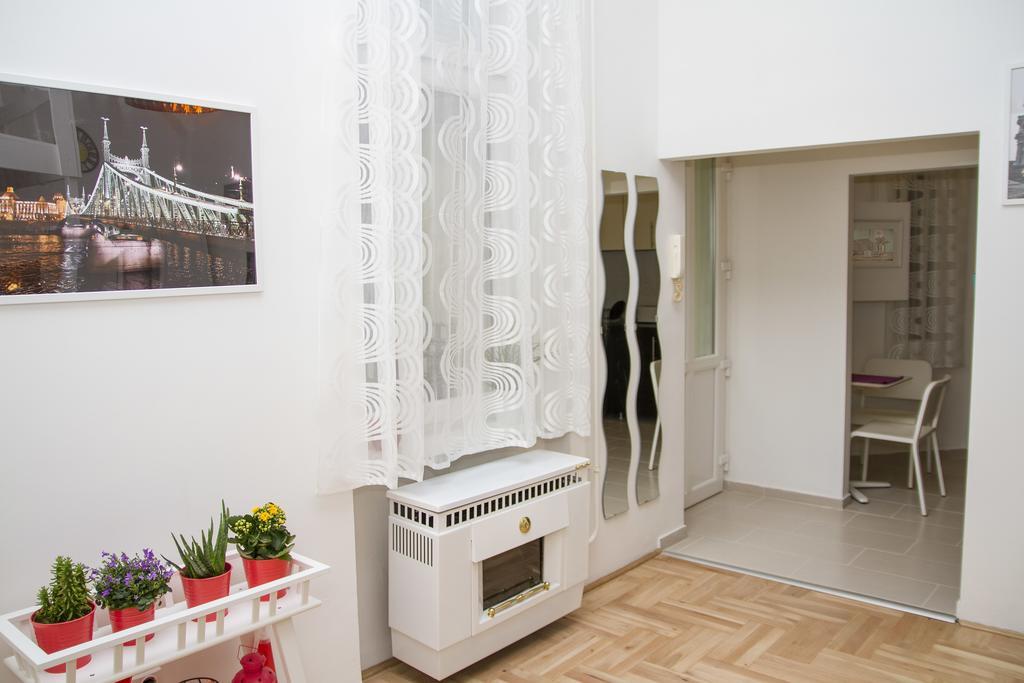 Lovag Apartman Boedapest Buitenkant foto