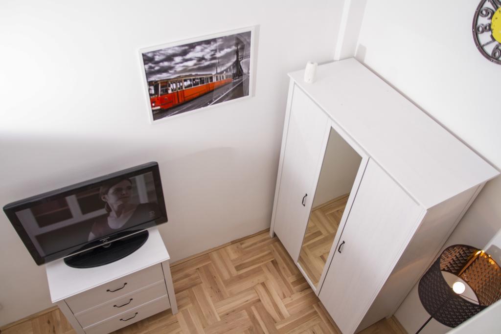 Lovag Apartman Boedapest Buitenkant foto