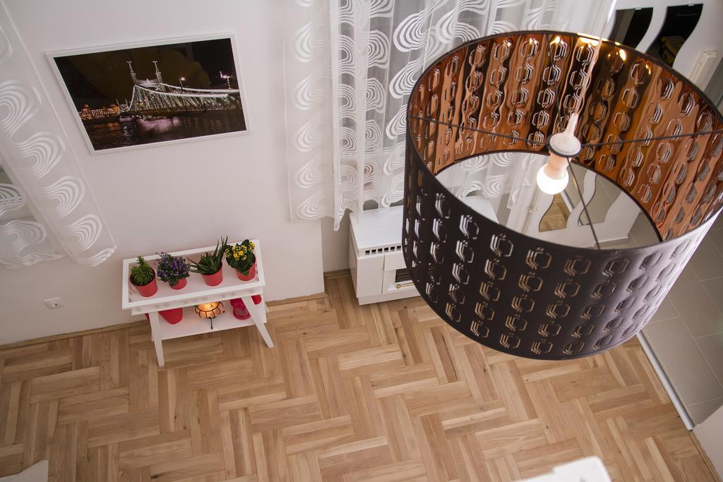 Lovag Apartman Boedapest Buitenkant foto