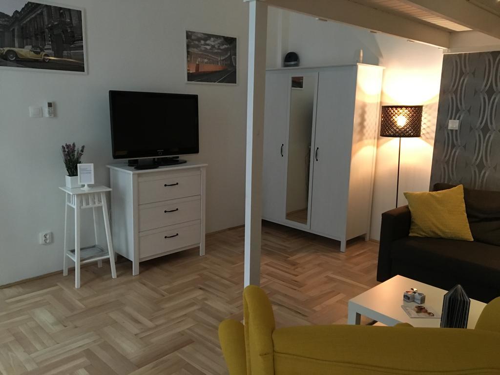 Lovag Apartman Boedapest Buitenkant foto
