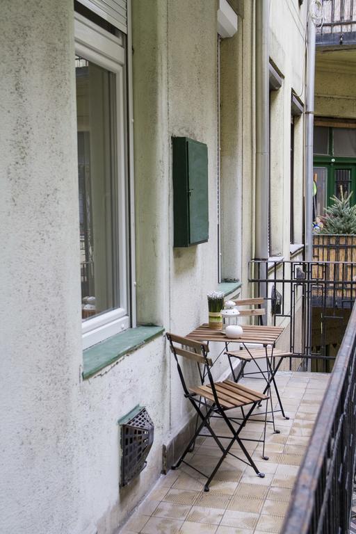 Lovag Apartman Boedapest Buitenkant foto